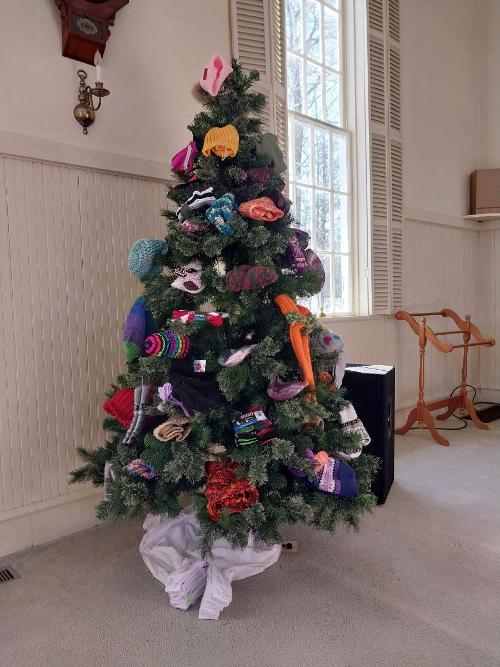 Hat and Mitten Tree for school kids